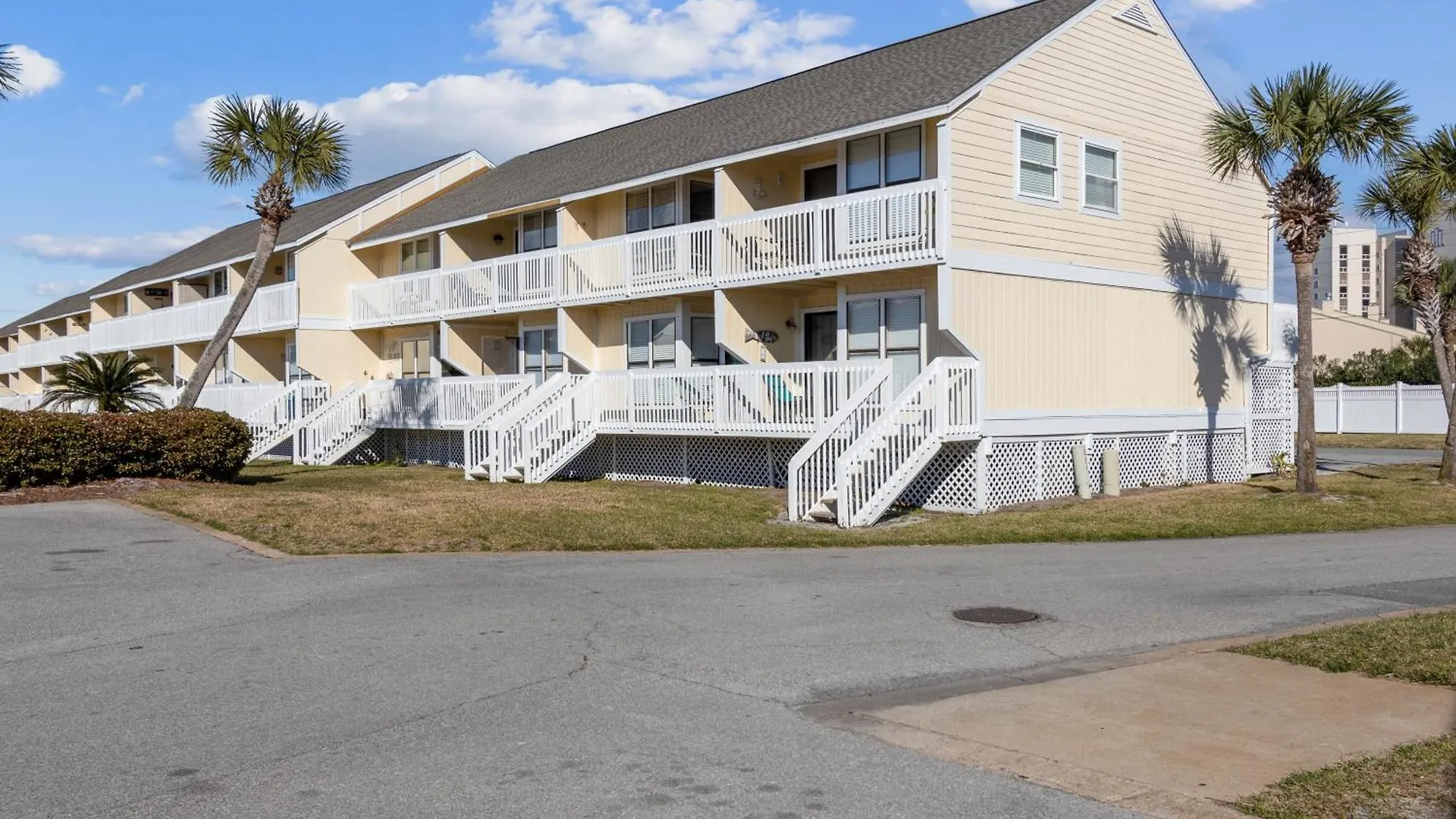 Apartment Sandpiper Cove 8208- By Holiday Isle Properties Destin