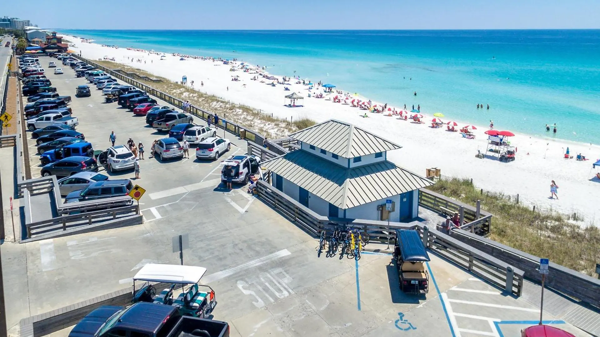 Sandpiper Cove 8208- By Holiday Isle Properties Destin