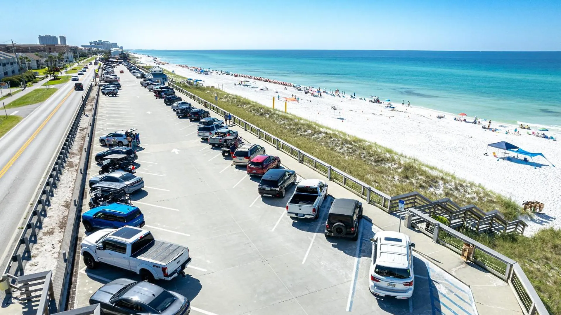 Sandpiper Cove 8208- By Holiday Isle Properties Destin