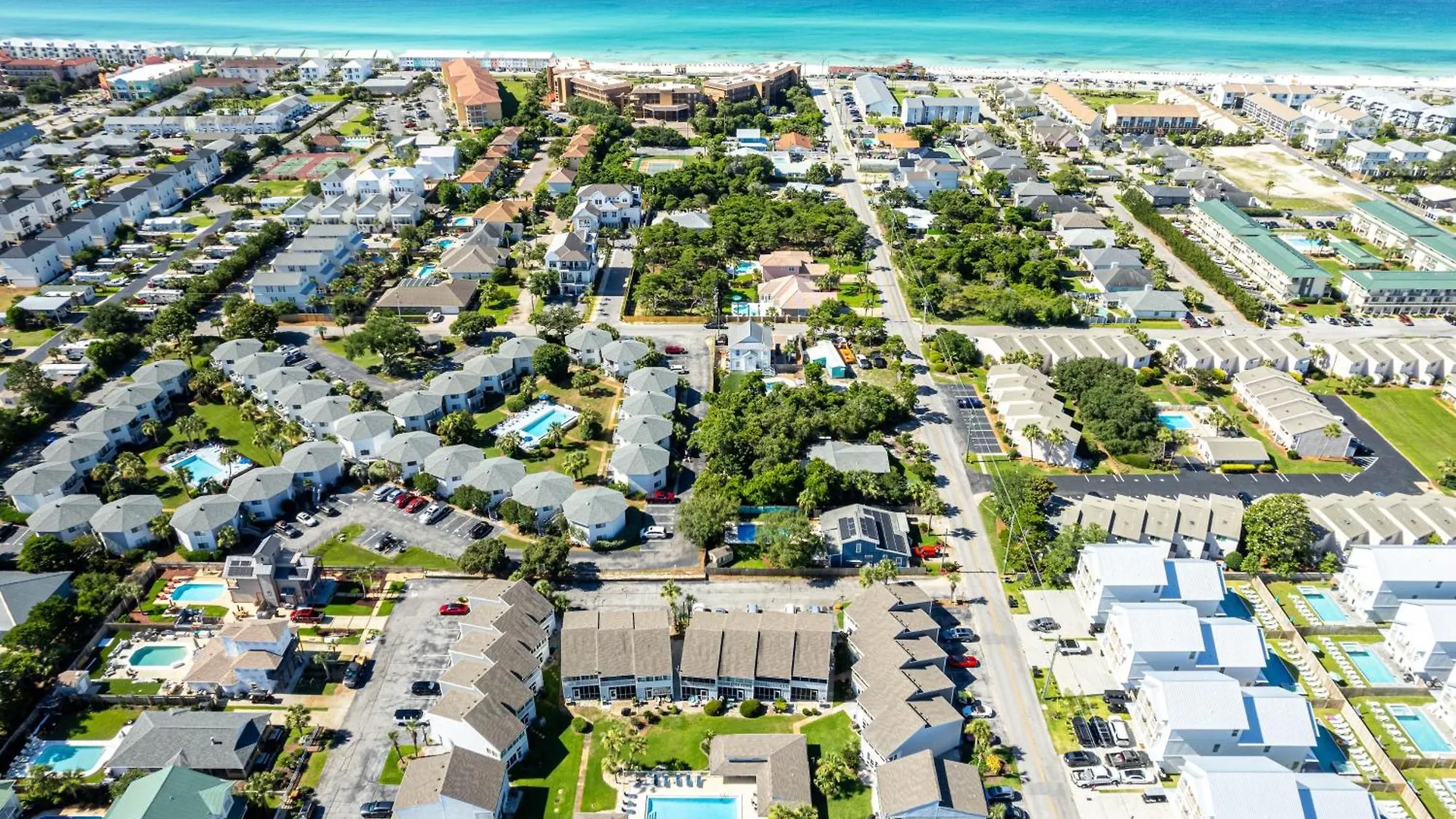 Sandpiper Cove 8208- By Holiday Isle Properties Destin